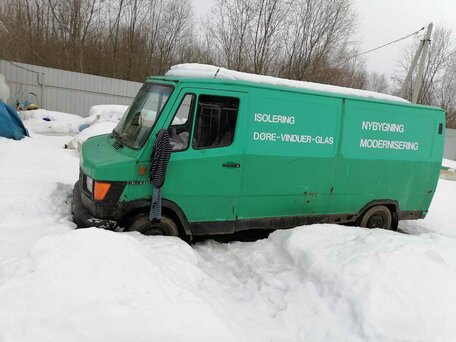 1984 Mercedes-Benz T1, зелёный, 160000 рублей, вид 4