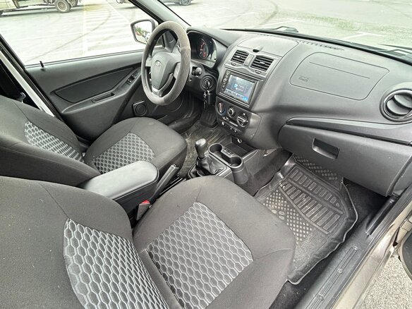 2019 Lada (ВАЗ) Granta I Рестайлинг, серебристый, 498000 рублей - вид 4