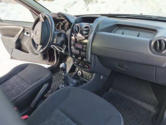 2017 Renault Duster I Рестайлинг, коричневый - вид 9