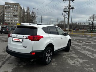 2014 Toyota RAV4 IV (XA40), белый, 2400000 рублей, вид 4