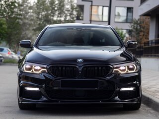 2017 BMW 5 серии 520d VII (G30/G31/G38), чёрный, 2500000 рублей, вид 3
