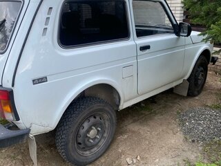 1999 Lada (ВАЗ) 2121 (4x4) I Рестайлинг, белый, 180000 рублей, вид 3