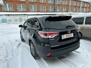 2014 Toyota Highlander III (XU50), чёрный, 3500000 рублей, вид 3