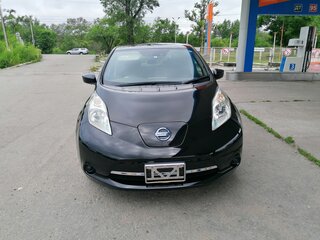 2016 Nissan Leaf I (ZE0/AZE0), чёрный, 750000 рублей, вид 1