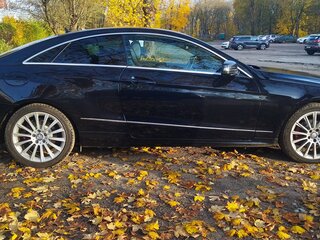 2015 Mercedes-Benz E-Класс 200 IV (W212, S212, C207) Рестайлинг, чёрный, 1950000 рублей, вид 2