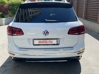 2017 Volkswagen Touareg II Рестайлинг, белый, 2700000 рублей, вид 5