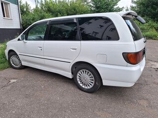 2002 Nissan Bassara, белый, 750000 рублей, вид 2
