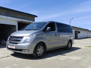 2011 Hyundai Grand Starex I, серый, 1600000 рублей, вид 2