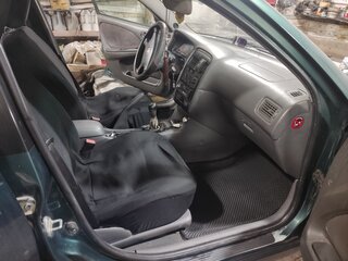 1999 Toyota Avensis I, зелёный, 500000 рублей, вид 4