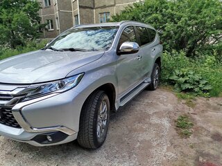 2020 Mitsubishi Pajero Sport III, серебристый, 3300000 рублей, вид 2