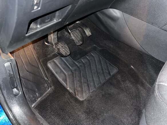 2008 Peugeot 308 I, синий, 480000 рублей - вид 25