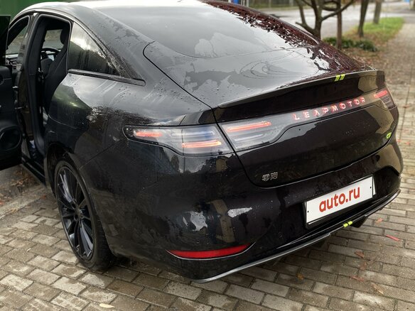 2022 Leapmotor C01 90 kWh, чёрный, 4250000 рублей - вид 6