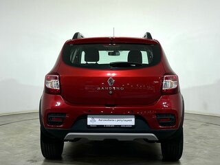 2021 Renault Sandero Stepway II Рестайлинг, красный, 1330000 рублей, вид 3