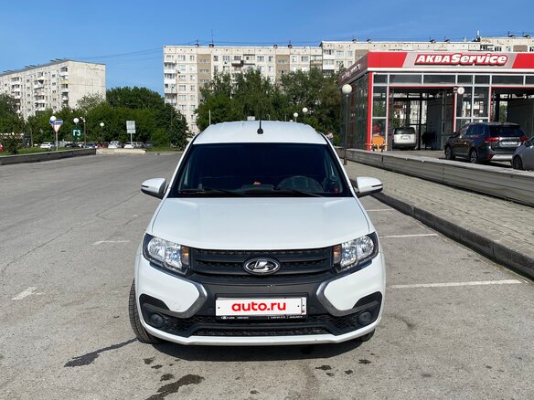 2022 Lada (ВАЗ) Largus I Рестайлинг, белый, 1200000 рублей