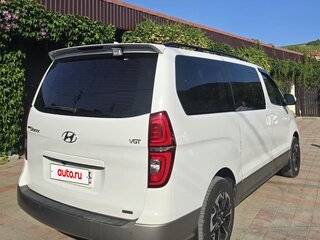 2019 Hyundai Grand Starex I Рестайлинг 2, белый, 4300000 рублей, вид 4