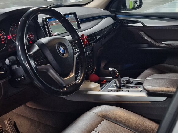 2016 BMW X5 25d III (F15), белый, 2500000 рублей - вид 4
