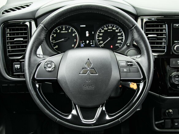 2018 Mitsubishi Outlander III Рестайлинг 2, чёрный - вид 27