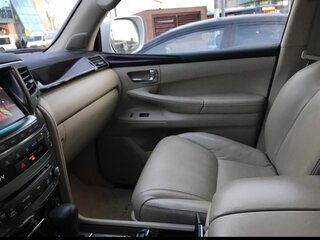 2011 Lexus LX 570 III, белый, 4700000 рублей, вид 5