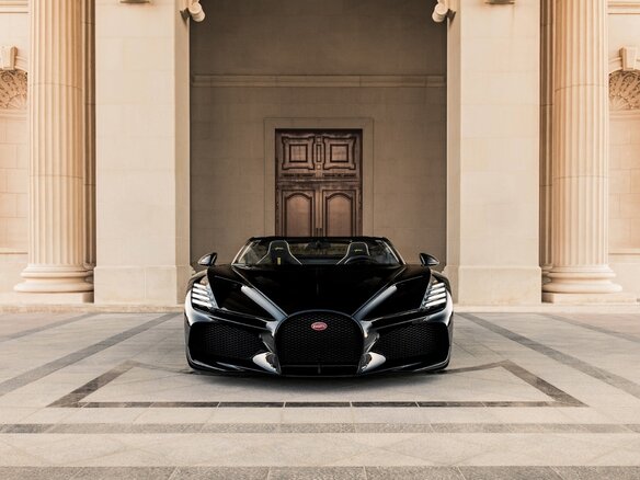 2024 Bugatti W16 Mistral, чёрный - вид 8