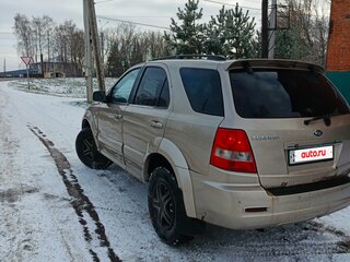 2006 Kia Sorento 5-speed I, золотистый, 600000 рублей, вид 4