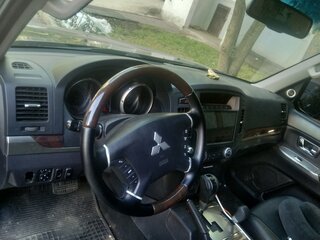 2012 Mitsubishi Pajero IV Рестайлинг 1, чёрный, 2500000 рублей, вид 5