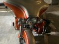 2009 Harley-Davidson Electra Glide, оранжевый, 1250000 рублей - вид 2