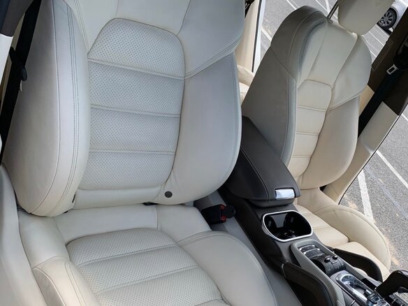 2010 Porsche Cayenne Diesel II (958), белый, 3000000 рублей - вид 11