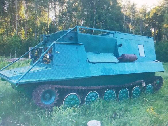 1982 ХТЗ МТ-ЛБ, зелёный, 2000000 рублей