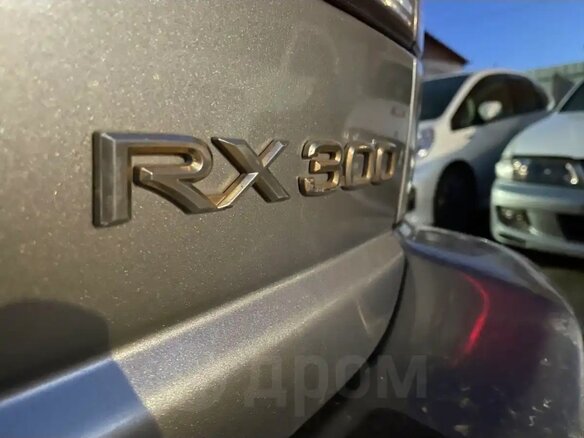 2001 Lexus RX 300 I, золотистый, 990000 рублей - вид 15