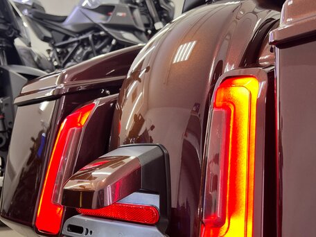2024 Harley-Davidson CVO Road Glide, красный, 4900000 рублей, вид 3
