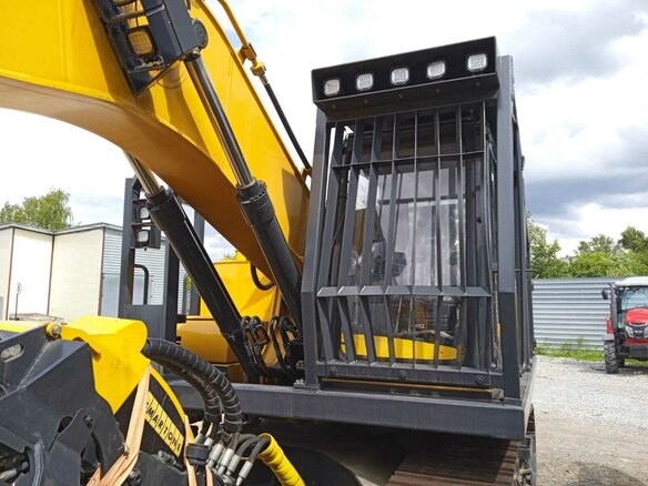 2024 LiuGong CLG 922E, 33500000 рублей