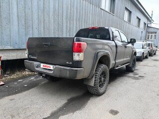 2011 Toyota Tundra Double Cab II, чёрный, 3600000 рублей, вид 3