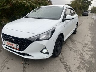 2020 Hyundai Solaris II Рестайлинг, белый, 1370000 рублей, вид 1