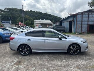 2022 Subaru Impreza V Рестайлинг, серебристый, 1050000 рублей, вид 3