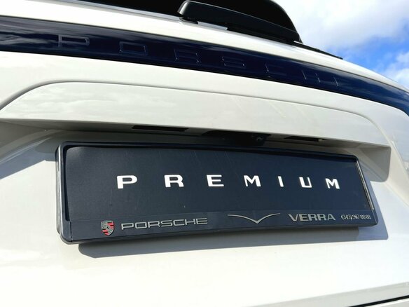 2021 Porsche Cayenne III, серый, 7390000 рублей - вид 16