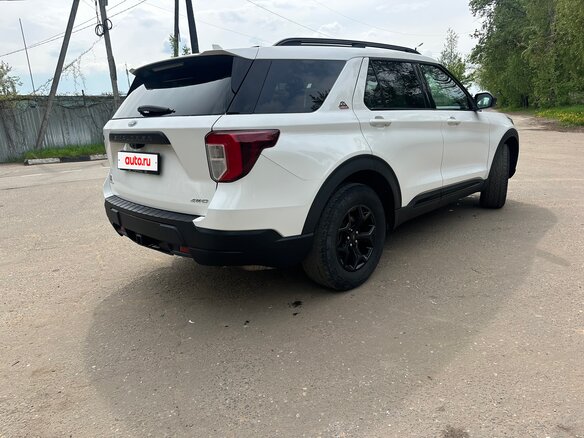2021 Ford Explorer VI, белый, 3950000 рублей - вид 5