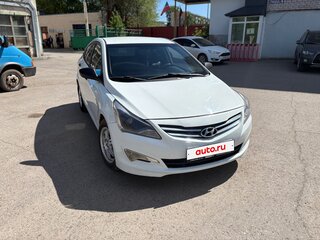2014 Hyundai Solaris I, белый, 680000 рублей, вид 2