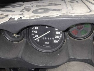 1990 Tatra T613 613-3, чёрный, 1000000 рублей, вид 3