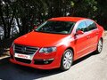 2010 Volkswagen Passat B6, красный, 1100000 рублей - вид 2