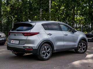 2019 Kia Sportage IV Рестайлинг, серебристый, 1944000 рублей, вид 2