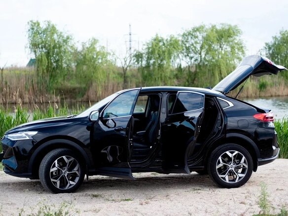 2024 Haval F7x I Рестайлинг, чёрный, 2400000 рублей - вид 4