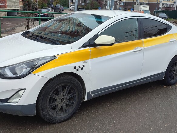 2015 Hyundai Elantra V (MD) Рестайлинг, белый, 790000 рублей