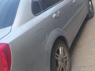 2007 Chevrolet Lacetti I, серебристый, 256000 рублей, вид 4