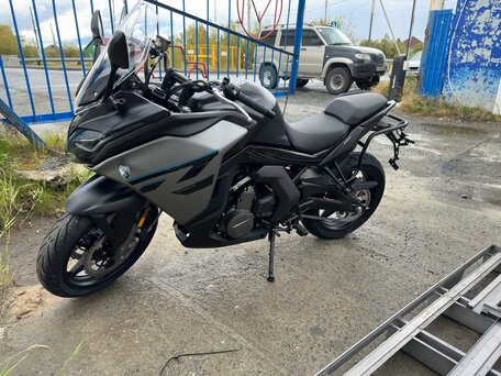 2023 CFMoto 650GT, серебристый, 550000 рублей, вид 3