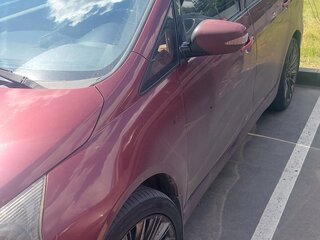 2004 Mitsubishi Grandis I, красный, 665000 рублей, вид 5