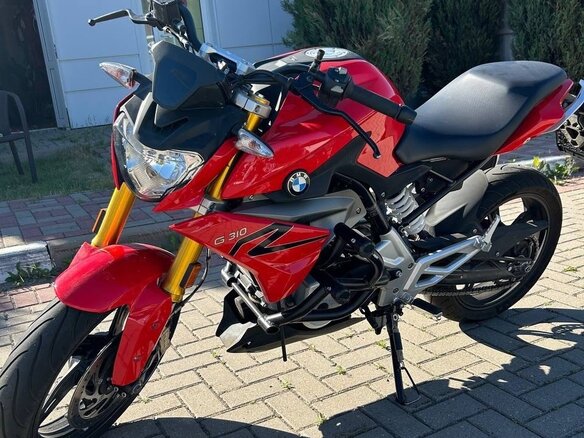 2018 BMW G 310 R, красный, 575000 рублей - вид 4