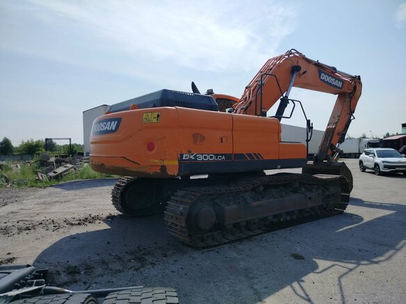2021 Doosan DX300LCA, оранжевый, 10450000 рублей - вид 2