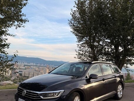 2015 Volkswagen Passat B8, чёрный, 1800000 рублей, вид 1