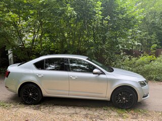 2019 Skoda Octavia III (A7) Рестайлинг, серый, 2350000 рублей, вид 4