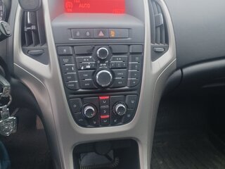 2010 Opel Astra J, серый, 665000 рублей, вид 2